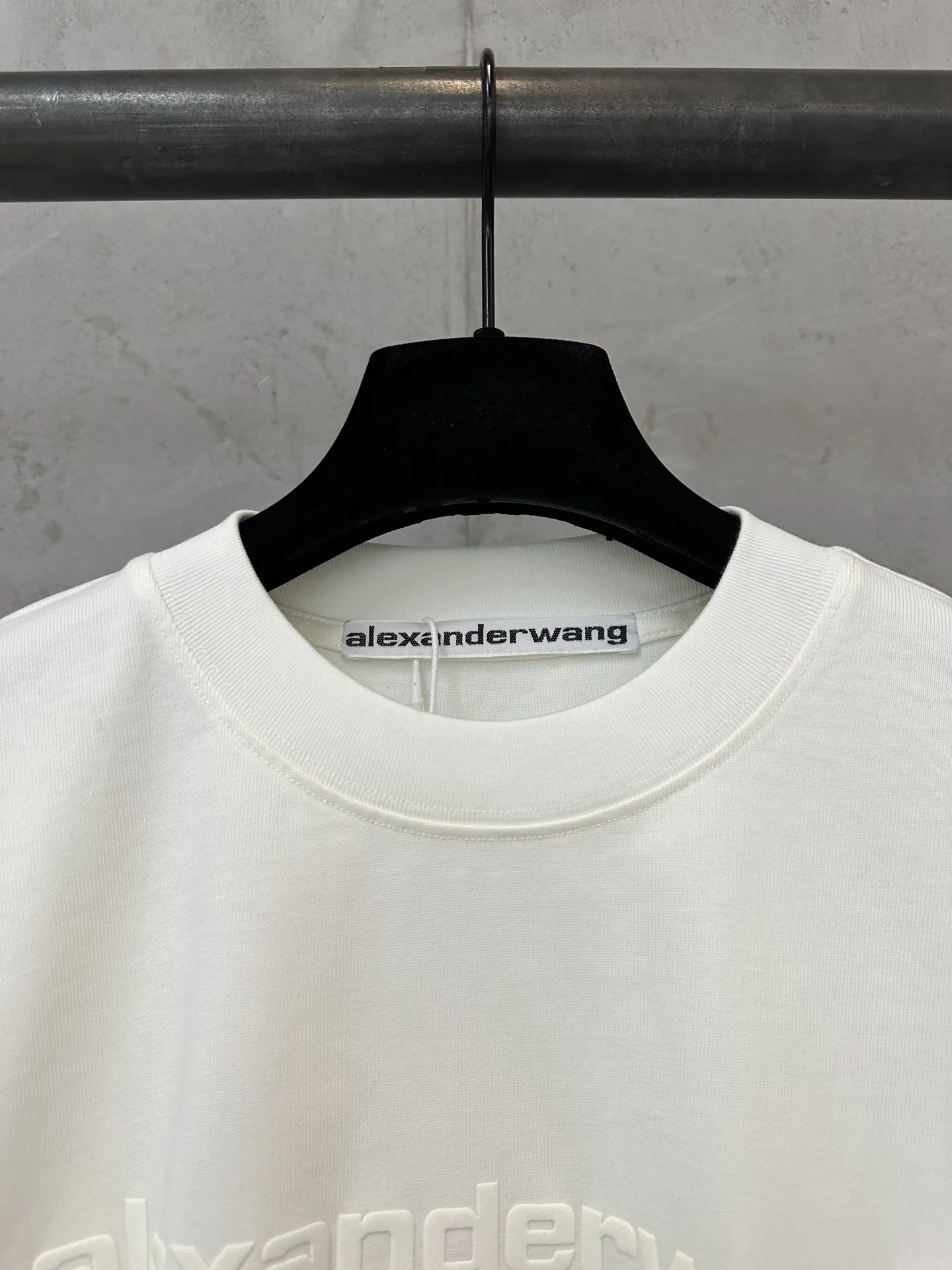 ￼ 145- New Arrival g Alexander wang 2026fw New Arrival T : 2*2 g Color Change Same Style Color: Black White Size: XS S M L XL